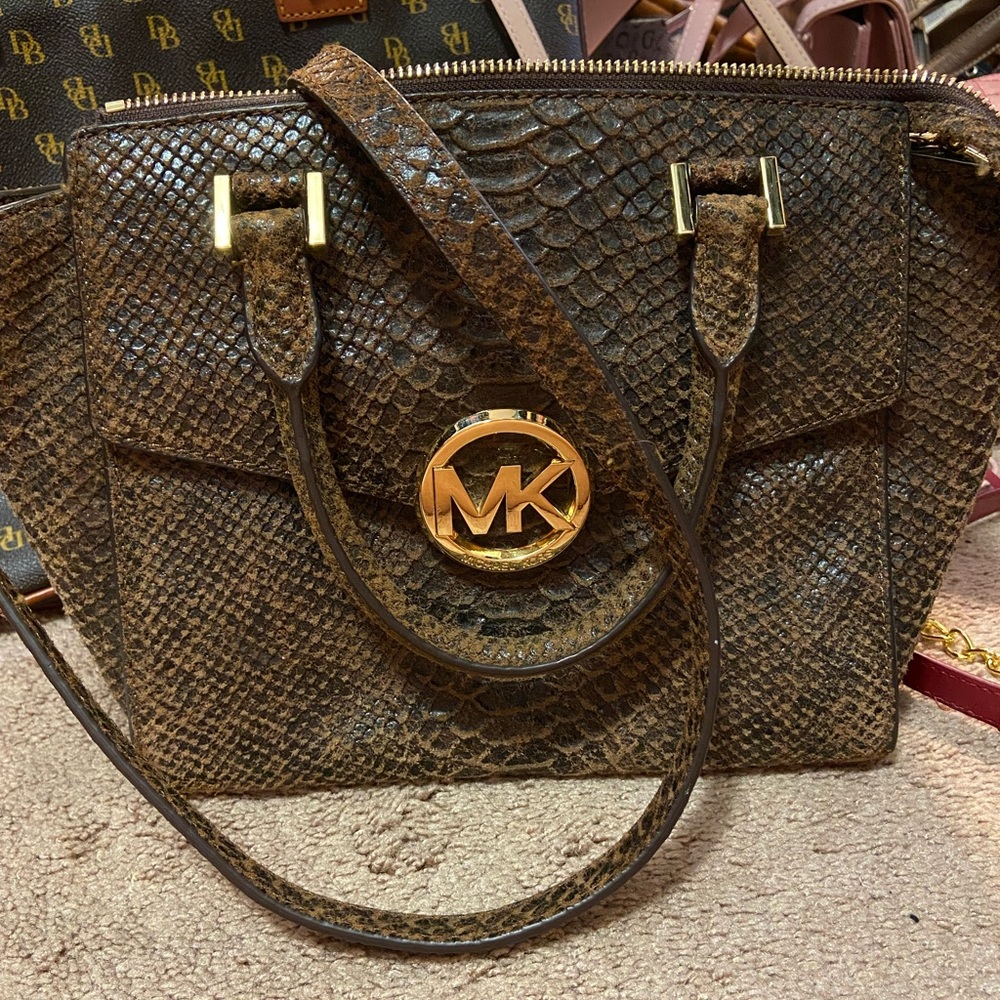 Michael Kors beautiful embossed leather satchel in a mocha color.